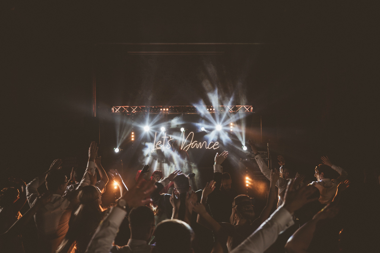 1220_Easy-Resize.com_